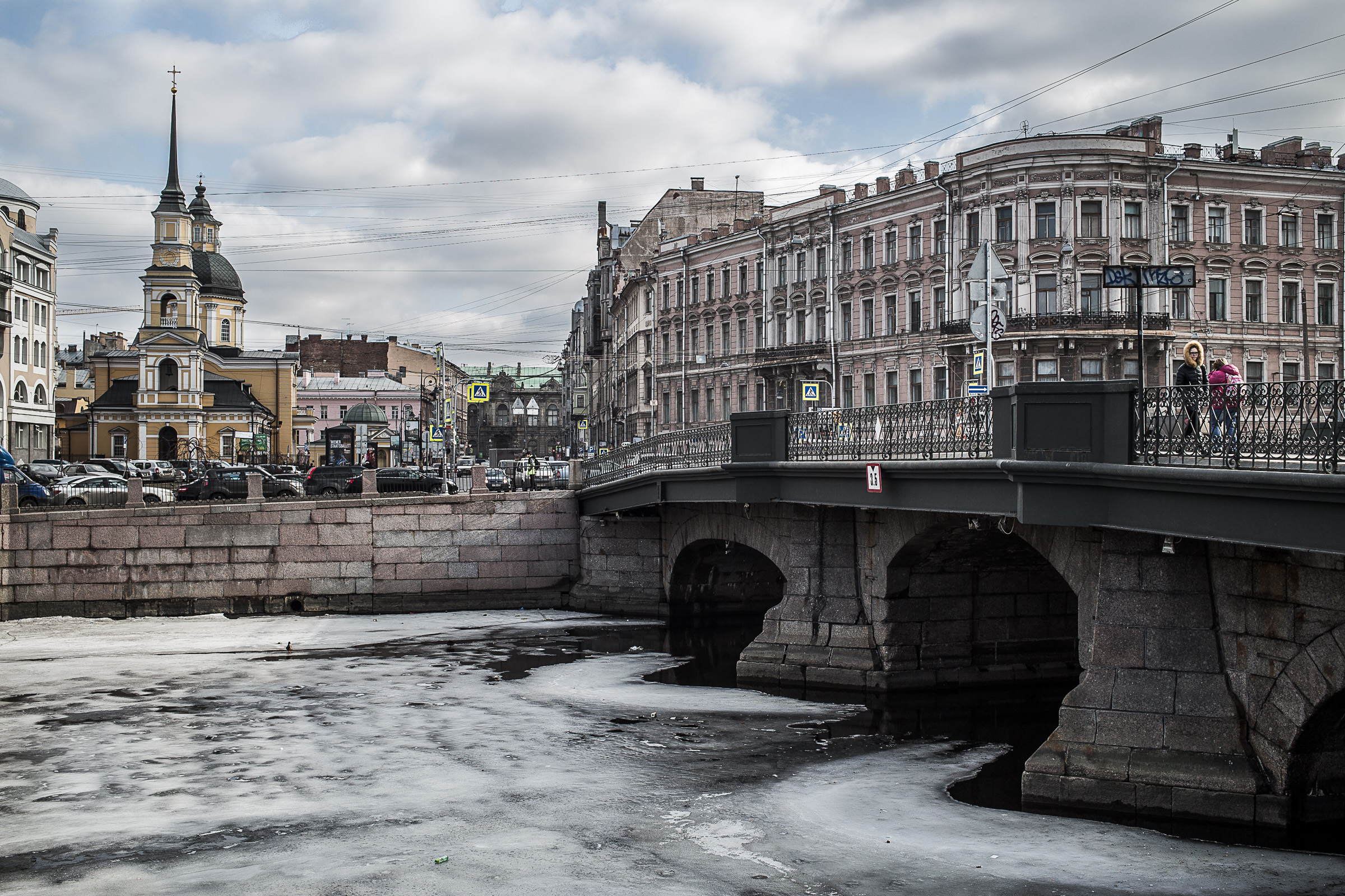 Санкт петербург через. Мост Белинского Санкт-Петербург. Фонтанка мост Белинского. Мост Белинского через Фонтанку. Мост Пестеля в Петербурге.